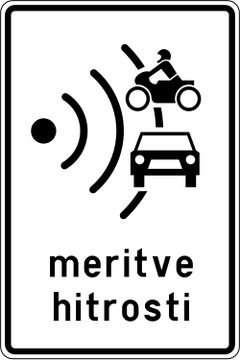 Slovenia_road_sign_III-123.svg